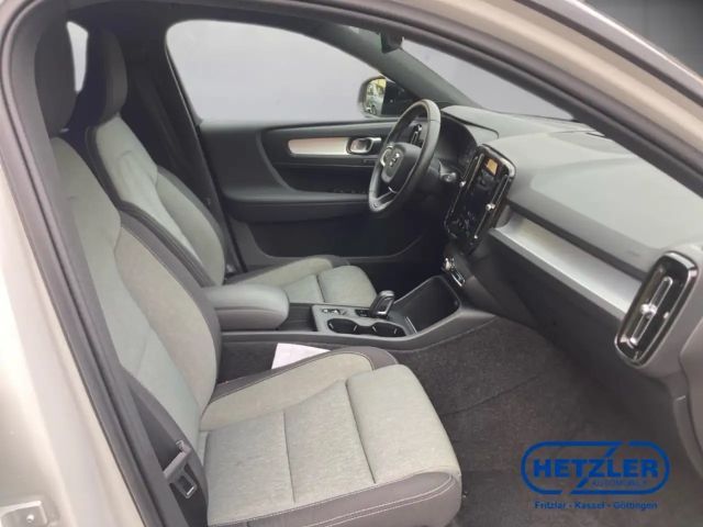 Volvo XC40 R-Design Recharge T5