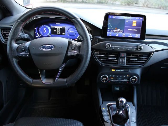 Ford Focus EcoBoost ST Line