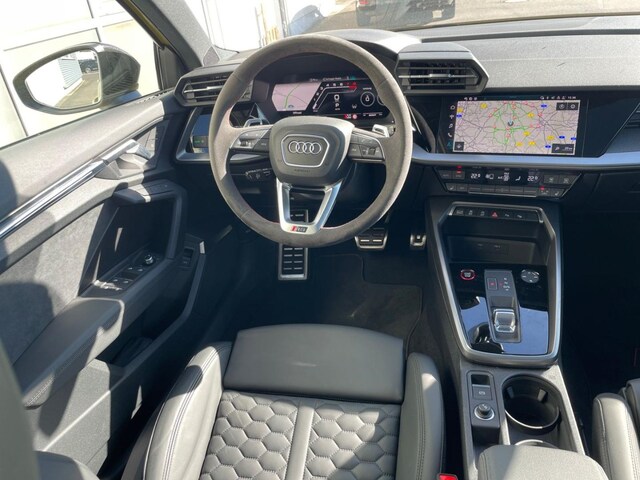 Audi RS3 Quattro S-Tronic Sedan