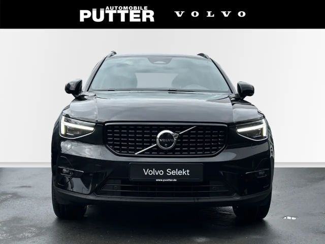 Volvo XC40 Dark Plus
