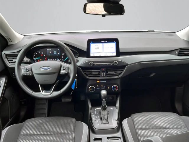 Ford Focus Cool & Connect EcoBoost Wagon