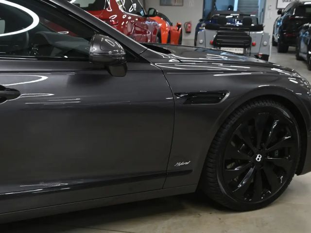 Bentley Flying Spur Hybrid