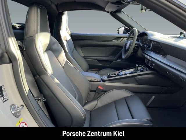 Porsche 992 4 Coupé GTS Targa