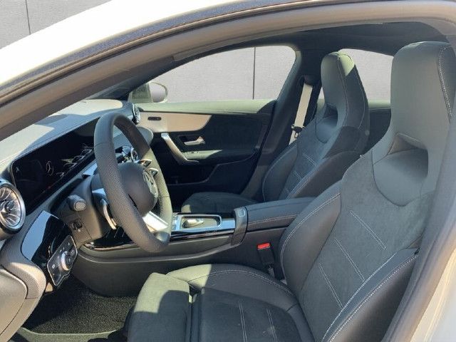 Mercedes-Benz CLA 200 Coupé