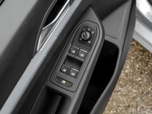 Volkswagen Golf 1.5 TSI Golf VIII