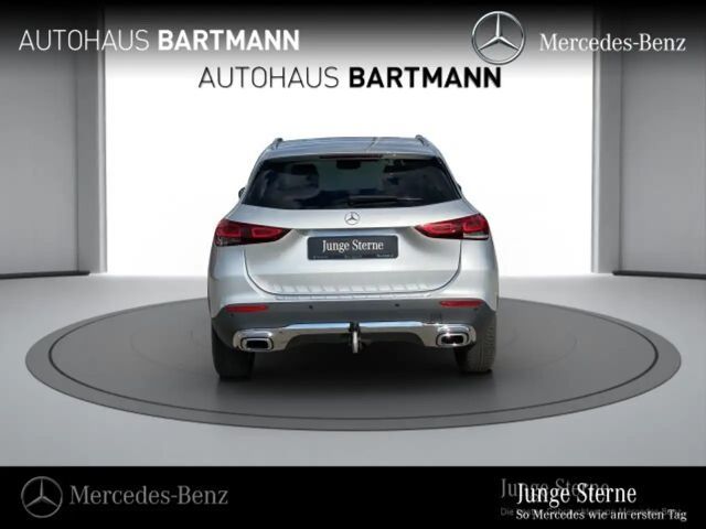 Mercedes-Benz GLA 180 Progressive