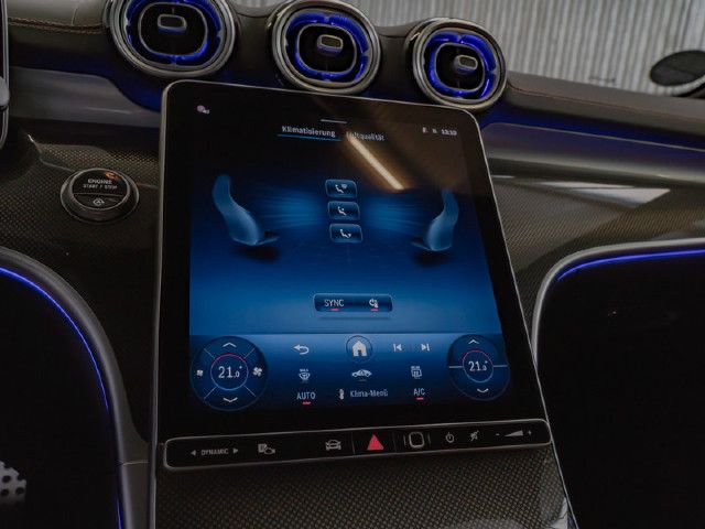 Mercedes-Benz C 200 AMG Line Sedan