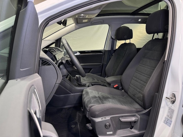 Volkswagen Touran 2.0 TDI DSG Highline Style