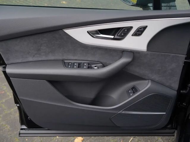 Audi Q7 Business Hybride S-Line