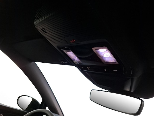 Volkswagen Golf DSG R-Line