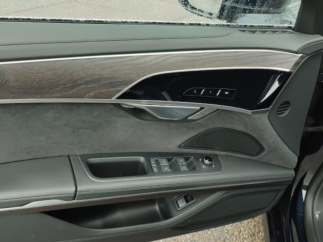 Audi A8 50 TDI Lang Quattro