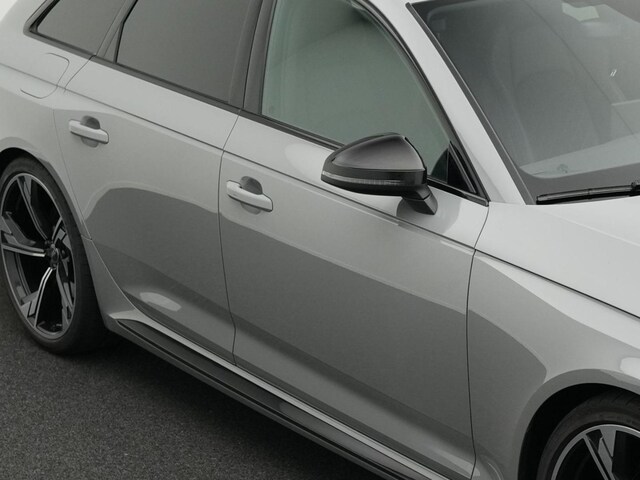 Audi RS4 Avant Quattro