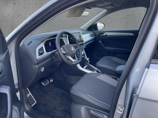 Volkswagen T-Roc 1.5 l TSI DSG Goal AHK LED Kamera SHZ PDC