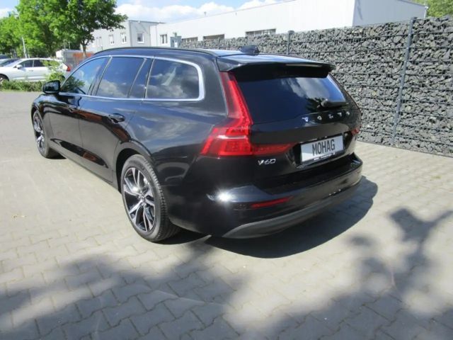 Volvo V60 Core