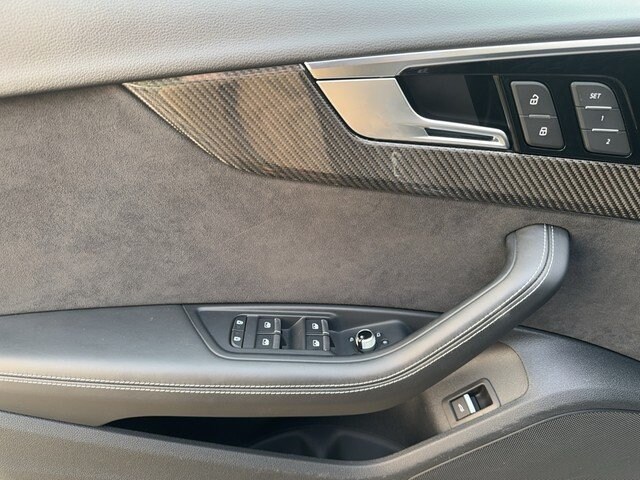 Audi RS4 Avant Quattro