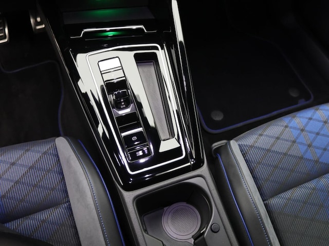 Volkswagen Golf 2.0 TSI DSG