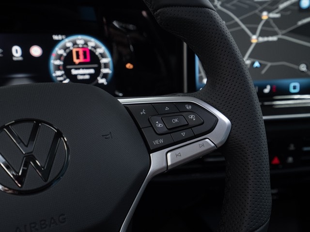 Volkswagen Golf DSG R-Line Style Variant