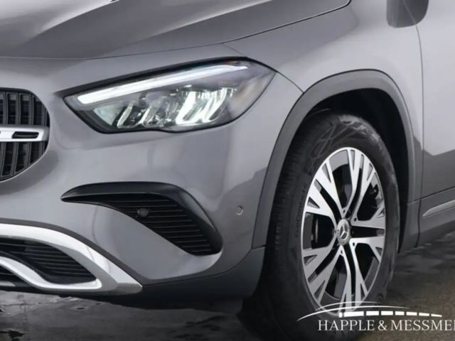 Mercedes-Benz GLA 250 4MATIC Progressive