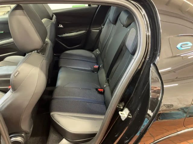 Peugeot E-208 GT-Line