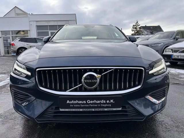 Volvo V60 AWD Plus T6