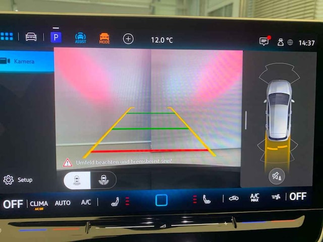 Volkswagen Golf 1.5 eTSI Golf VIII R-Line