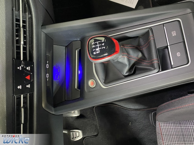 Volkswagen Golf 2.0 TSI GTI