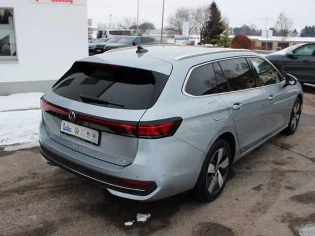 Volkswagen Passat 1.5 eTSI Business DSG Variant