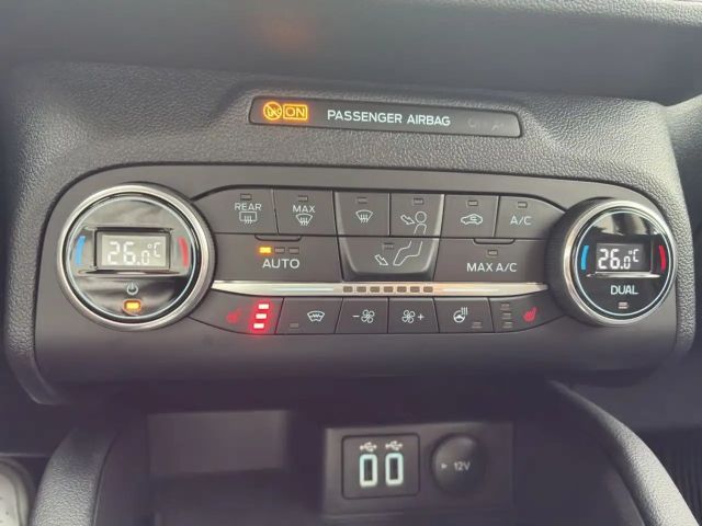 Ford Kuga Plug in Hybrid Titanium