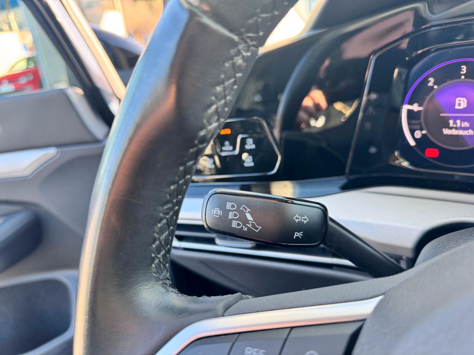 Volkswagen Golf 2.0 TDI Golf VIII Life