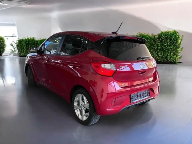 Hyundai i10 1.0