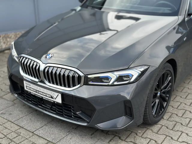 BMW 330 330d M-Sport Touring