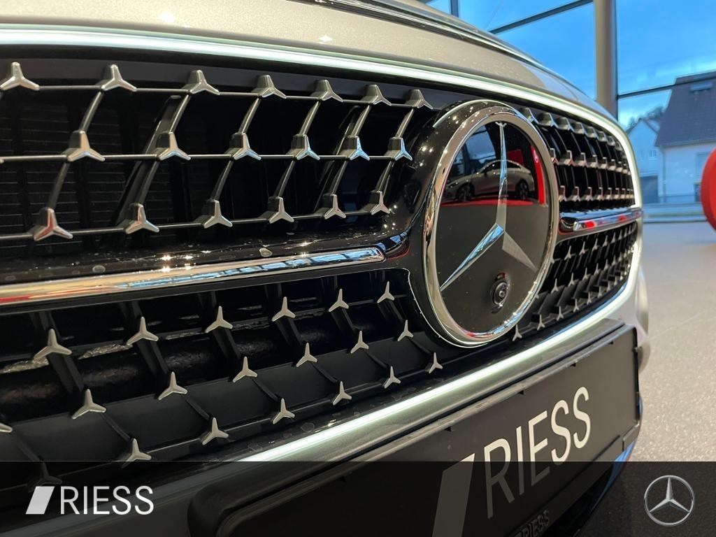 Mercedes-Benz CLA 200 AMG Line