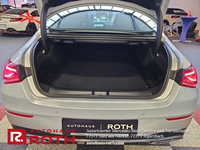 Mercedes-Benz CLA 180 AMG Line Coupé