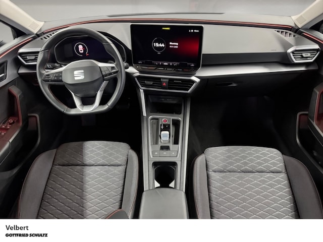 Seat Leon 1.5 eTSI FR-lijn Sportstourer