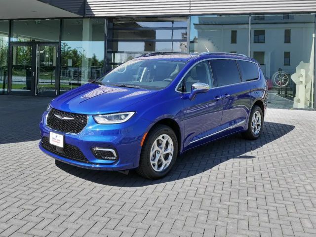 Chrysler Pacifica Limited