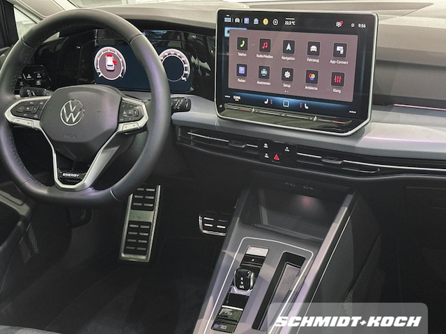 Volkswagen Golf 1.5 eTSI DSG