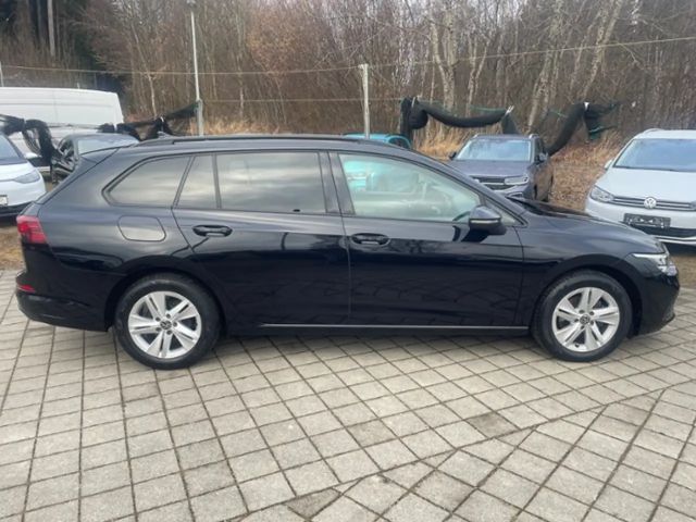 Volkswagen Golf 1.0 TSI Golf VIII Life Variant