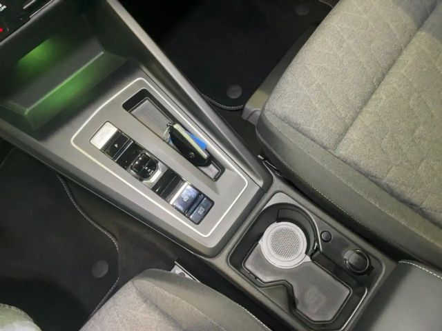 Volkswagen Golf DSG Golf VIII Move