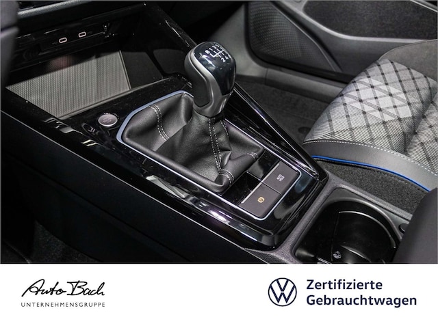 Volkswagen Golf 1.5 TSI Golf VIII R-Line