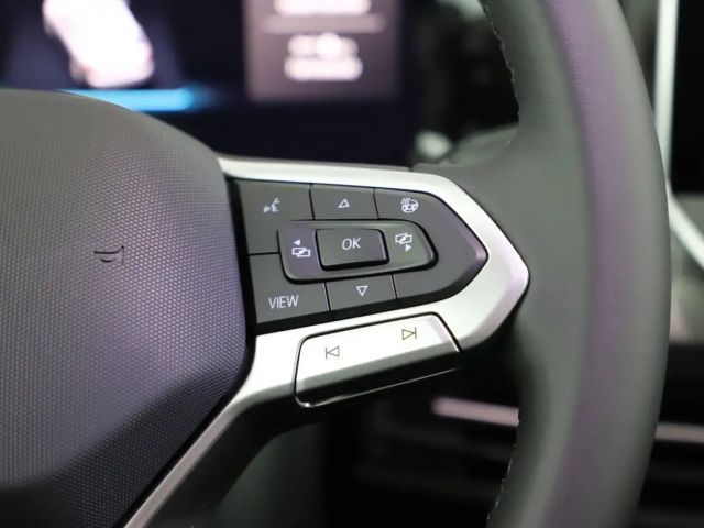 Volkswagen Golf Business DSG Variant