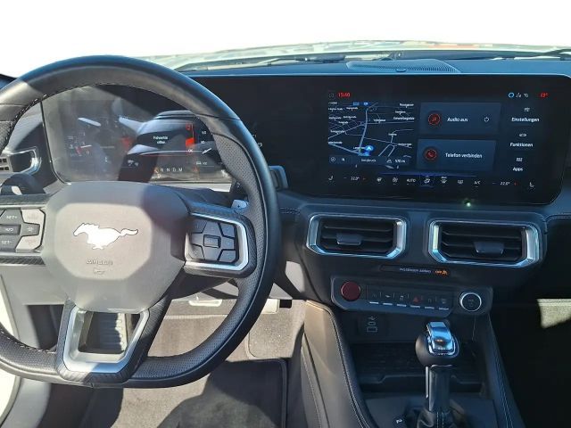 Ford Mustang Fastback GT 5.0 V8