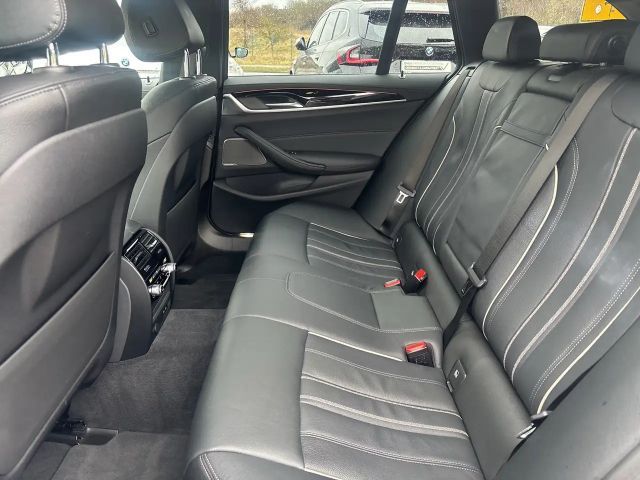 BMW 530 530d Touring xDrive
