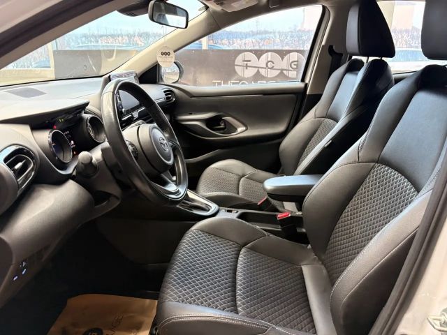 Mazda 2 HYBRID 1 BESITZ!