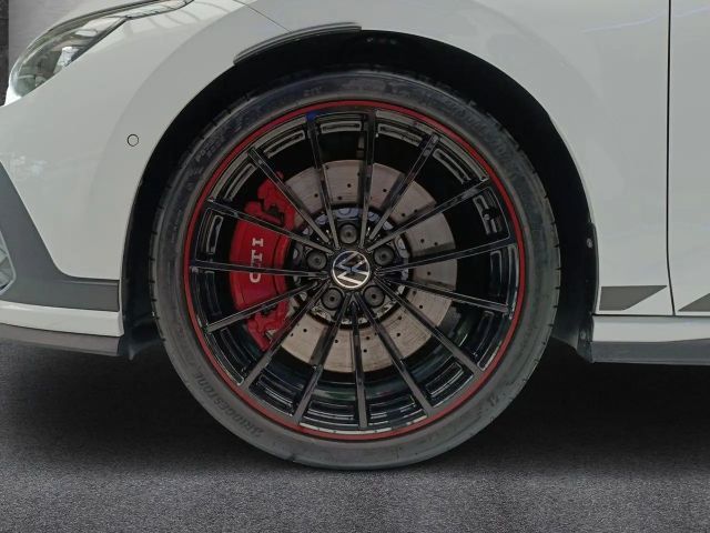 Volkswagen Golf 2.0 TSI DSG