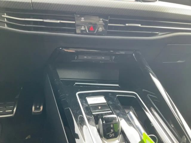 Volkswagen Golf 2.0 TSI 4Motion Golf VIII