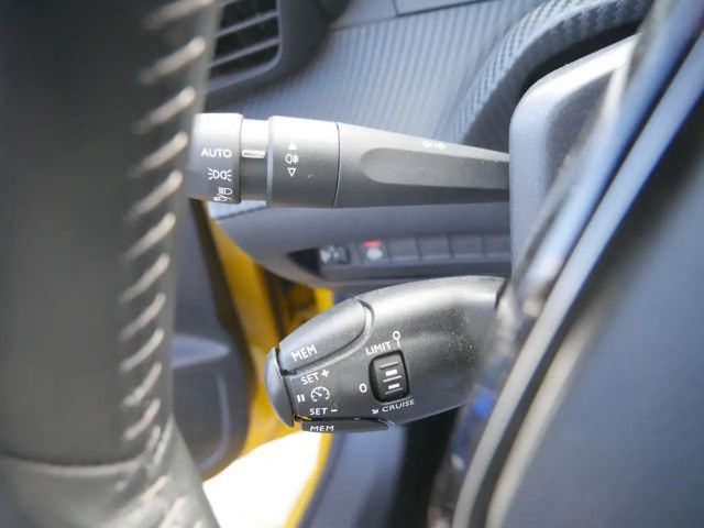 Peugeot E-208 Allure Pack