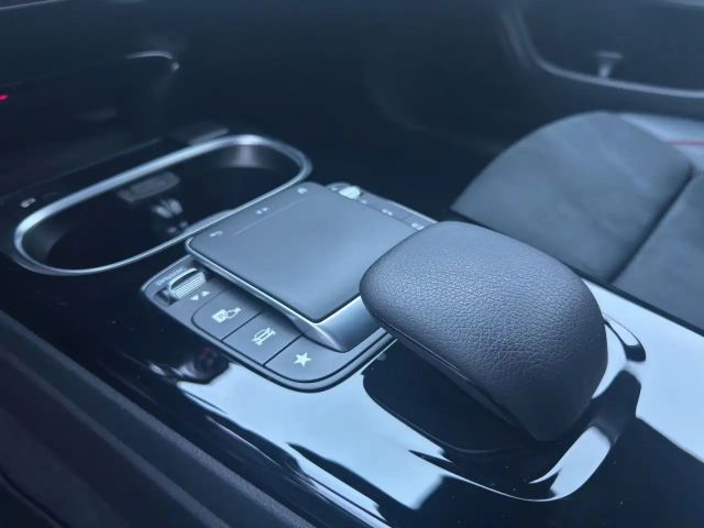 Mercedes-Benz CLA 220 AMG Line CLA 220 d Coupé