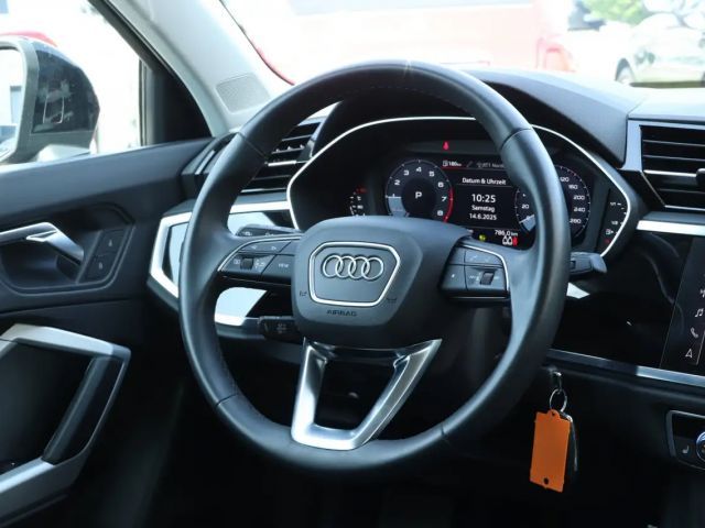 Audi Q3 35 TFSI S-Tronic