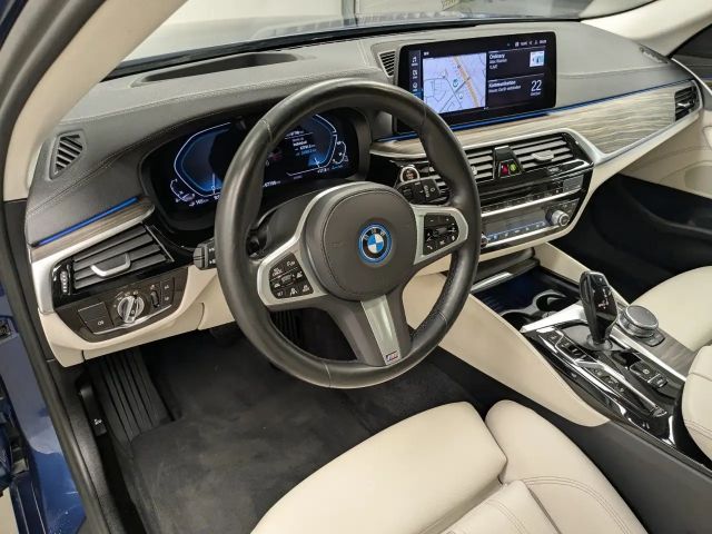 BMW 530 530e Touring