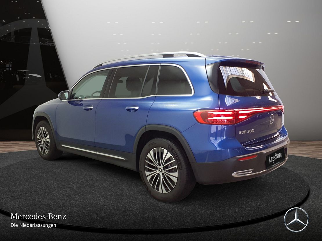 Mercedes-Benz EQB 300 4MATIC